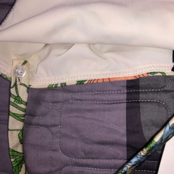 Gucci, one piece swimsuit, size small. - Picture 7 of 16